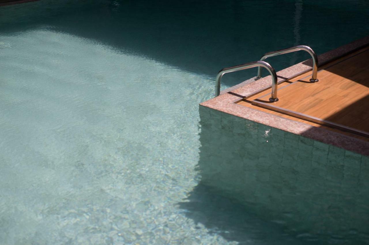 Good Night Pool Villa Phuket - Sha Plus Exteriör bild